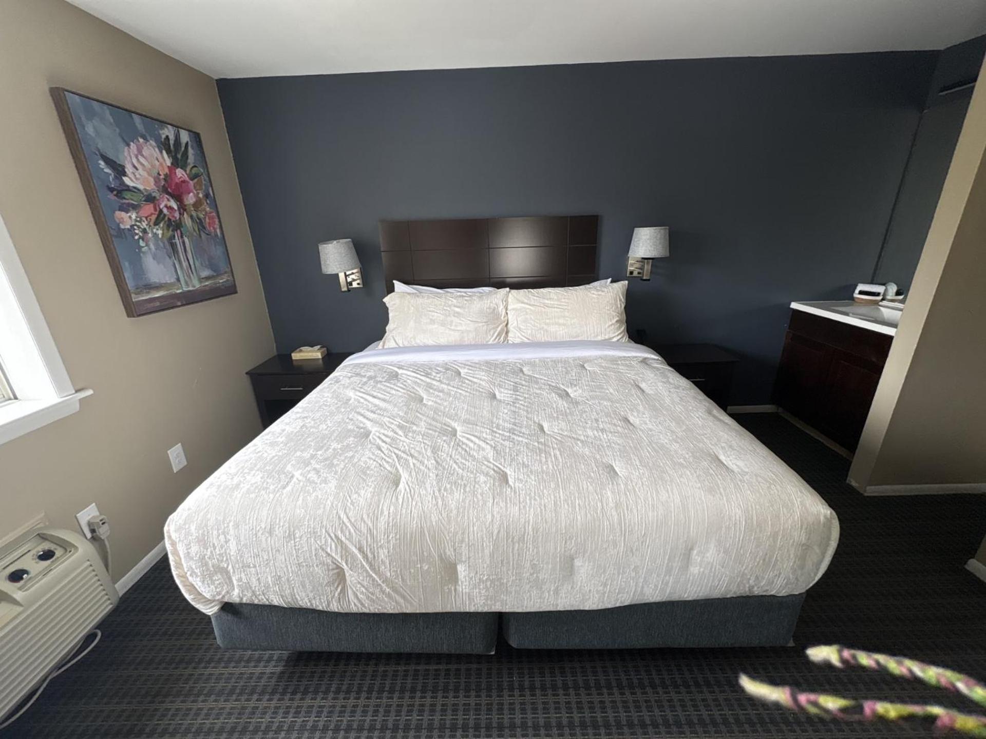 Mainstay 2* Phoenixville