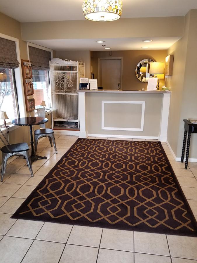 Mainstay 2* Phoenixville